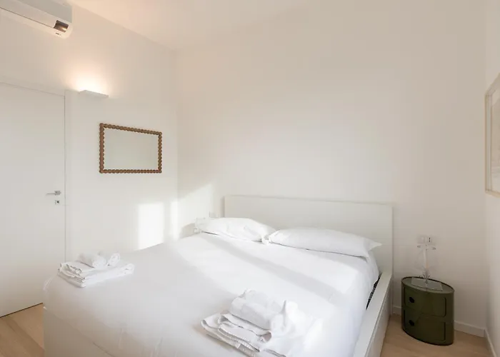 Apartament Splendido Quadrilocale Darsena - Mirable Pm Mediolan