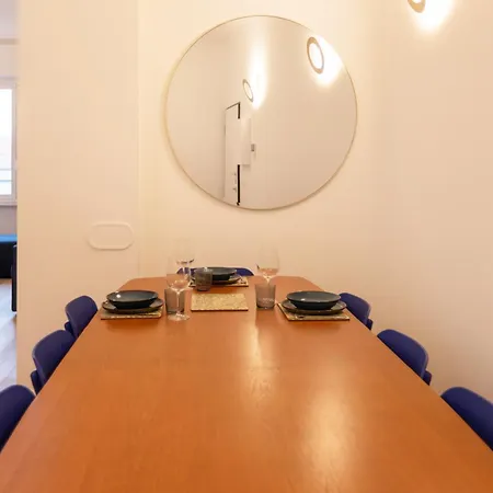 Splendido Quadrilocale Darsena - Mirable Pm Apartment *