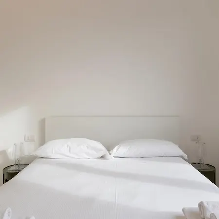 Splendido Quadrilocale Darsena - Mirable Pm * Milan